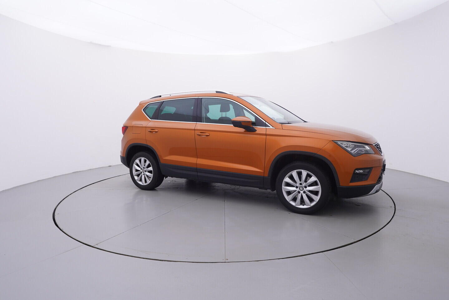 OV190V10634_12.webp_SEAT ATECA Style 1.4 TSI 110 kW manuál