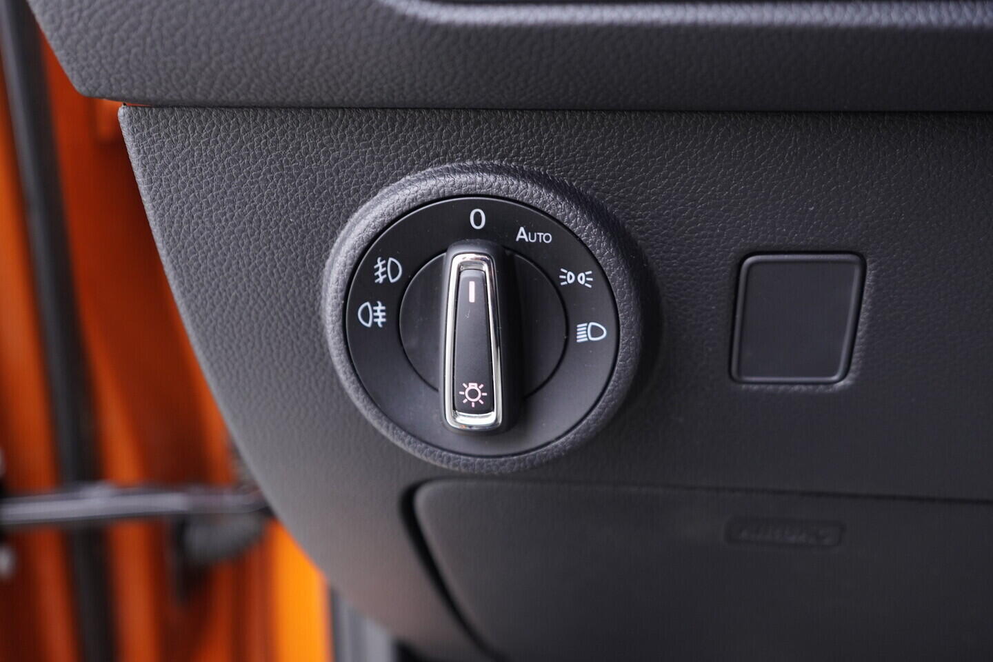 OV190V10634_30.webp_SEAT ATECA Style 1.4 TSI 110 kW manuál