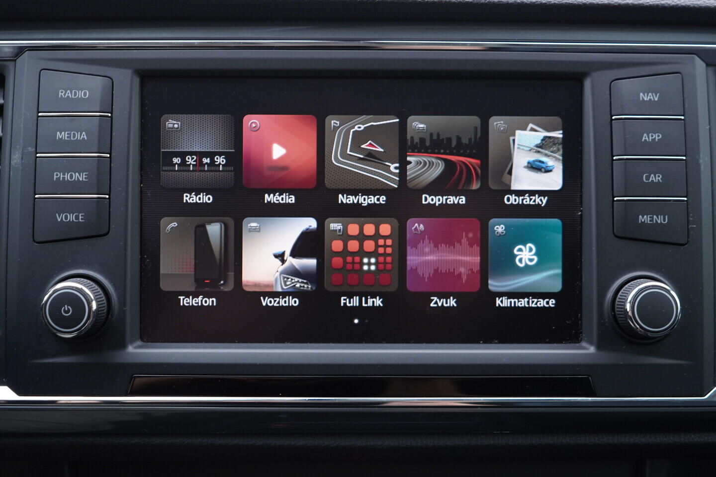 OV190V10634_37.webp_SEAT ATECA Style 1.4 TSI 110 kW manuál