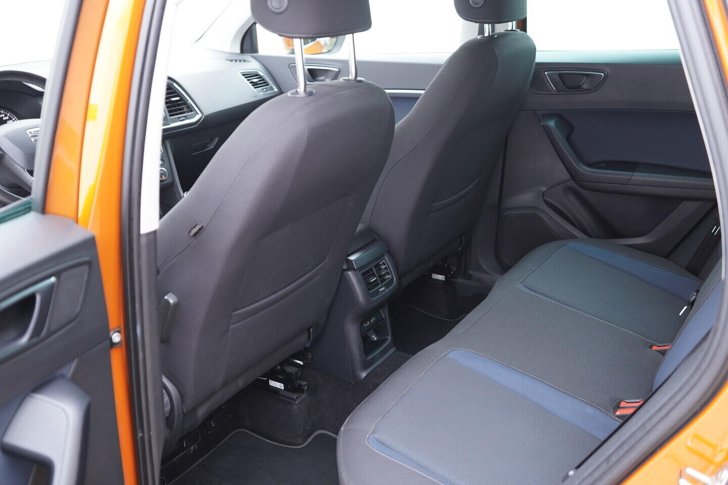 OV190V10634_43.webp_SEAT ATECA Style 1.4 TSI 110 kW manuál