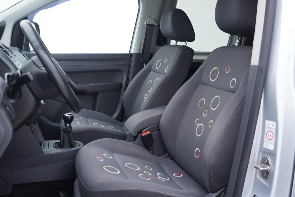 OV190V10636_22.webp_CADDY  1.6 TDI 75 kW manuál