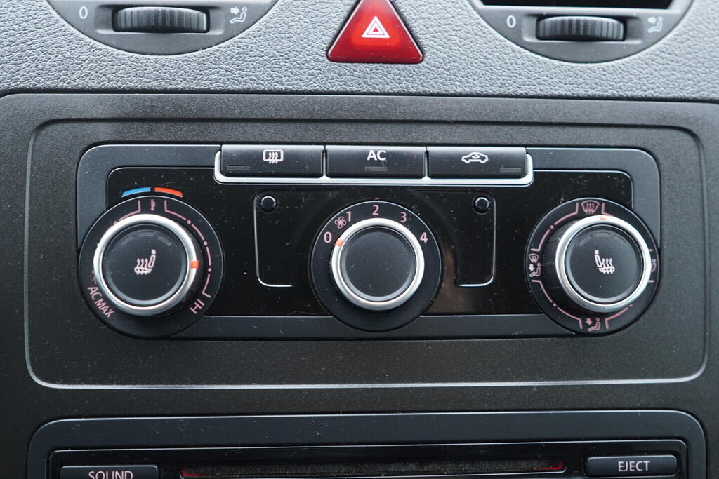 OV190V10636_28.webp_CADDY  1.6 TDI 75 kW manuál