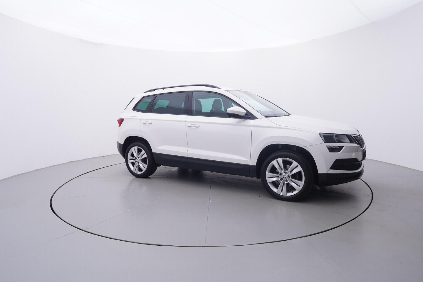 OV190V10637_16.webp_KAROQ Style 1.5 TSI 110 kW manuál