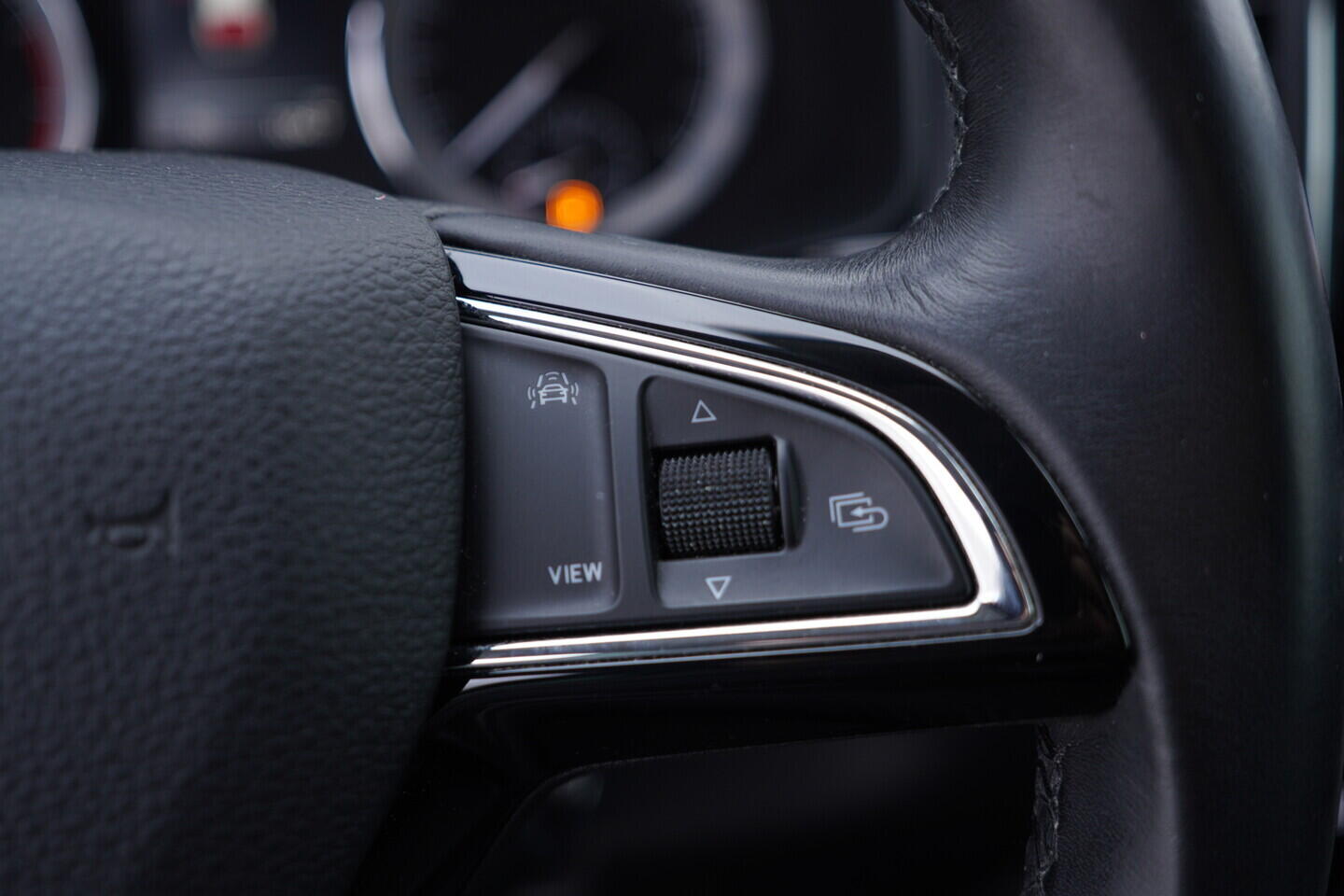 OV190V10637_26.webp_KAROQ Style 1.5 TSI 110 kW manuál