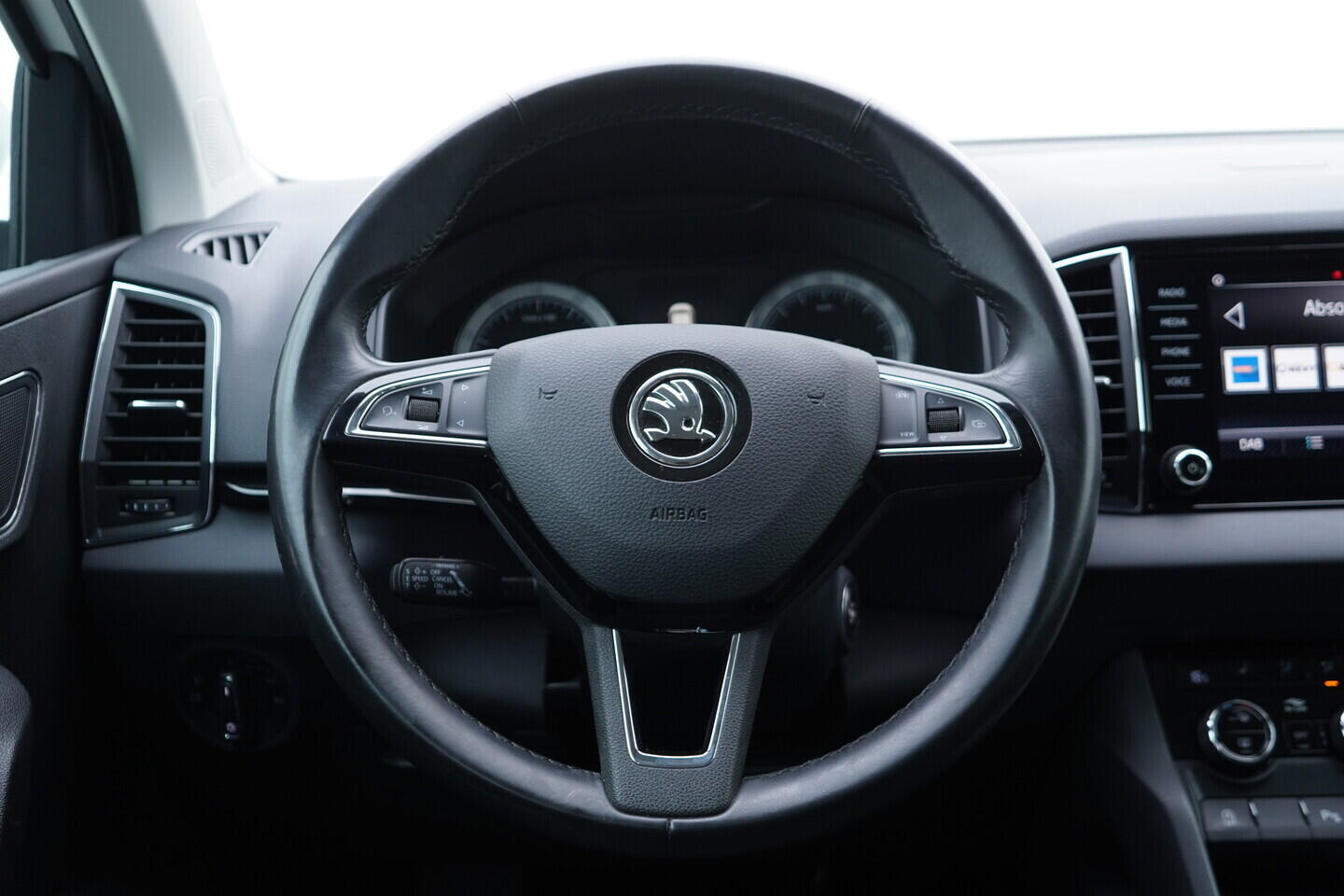 OV190V10637_28.webp_KAROQ Style 1.5 TSI 110 kW manuál