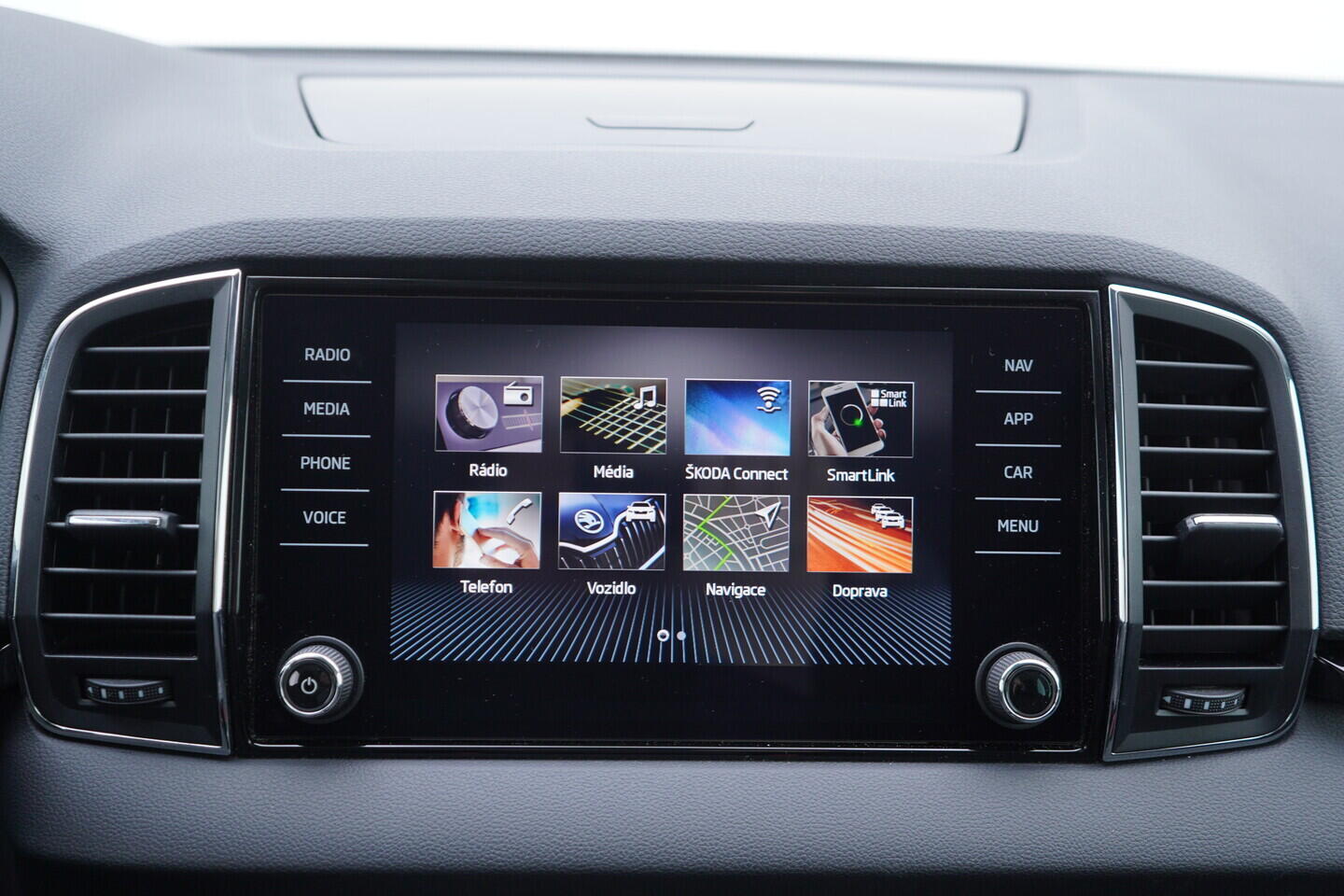 OV190V10637_31.webp_KAROQ Style 1.5 TSI 110 kW manuál