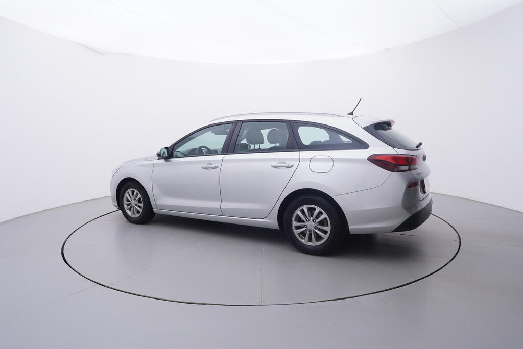 OV190V10639_12.webp_I30  1.0 T-GDi 88 kW manuál