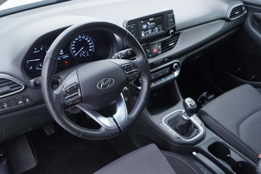 OV190V10639_21.webp_I30  1.0 T-GDi 88 kW manuál