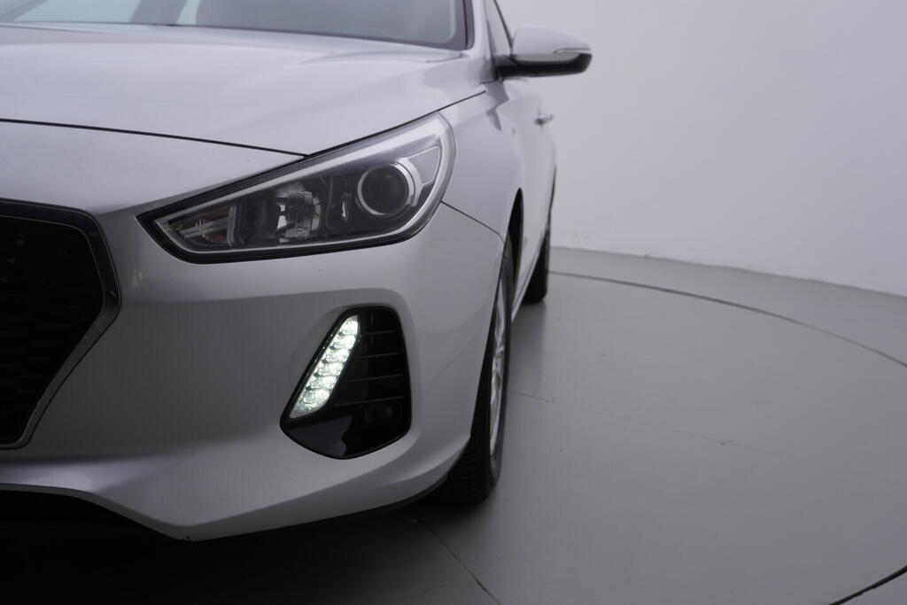 OV190V10639_40.webp_I30  1.0 T-GDi 88 kW manuál