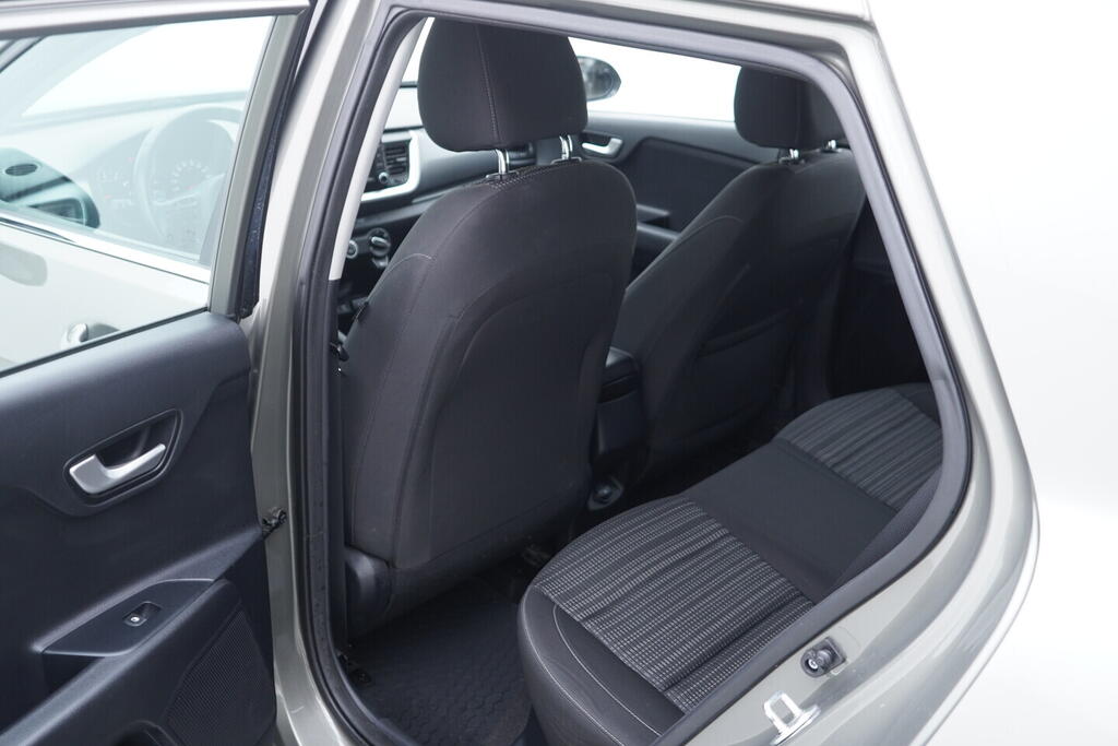 OV190V10640_34.webp_STONIC  1.4 CVVT 73 kW manuál