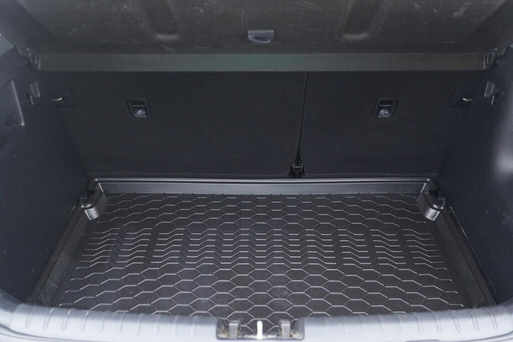 OV190V10640_37.webp_STONIC  1.4 CVVT 73 kW manuál