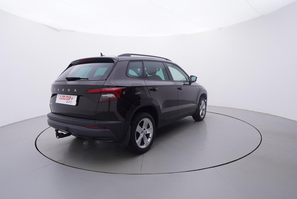 OV190V10641_14.webp_KAROQ  1.5 TSI 110 kW manuál