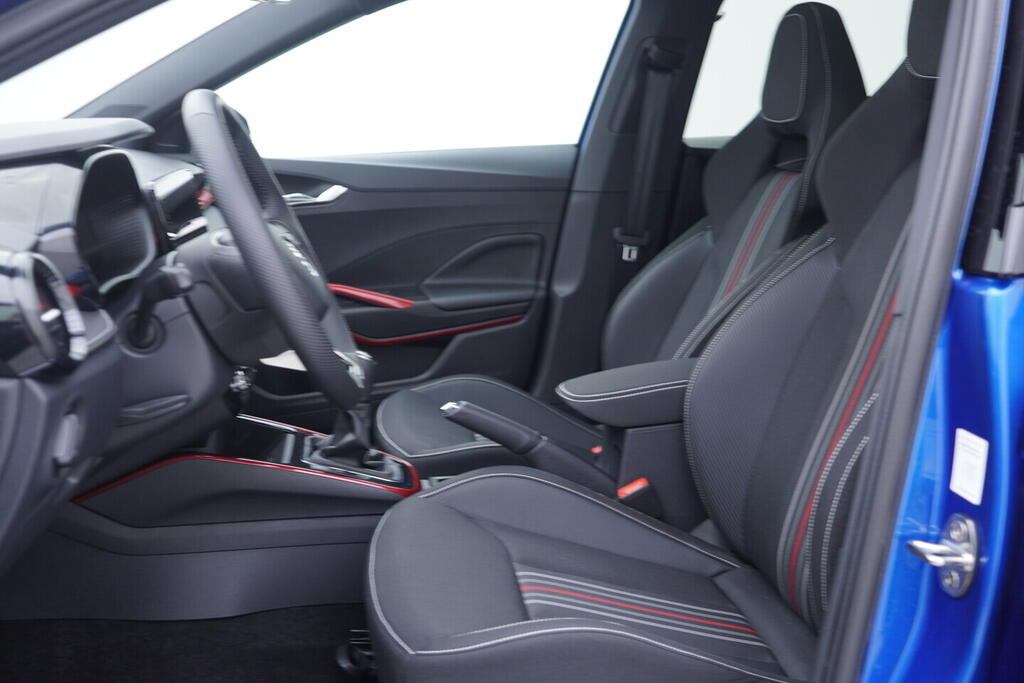 OV190V10642_22.webp_FABIA Monte Carlo 1.0 TSI 85 kW manuál, DPH