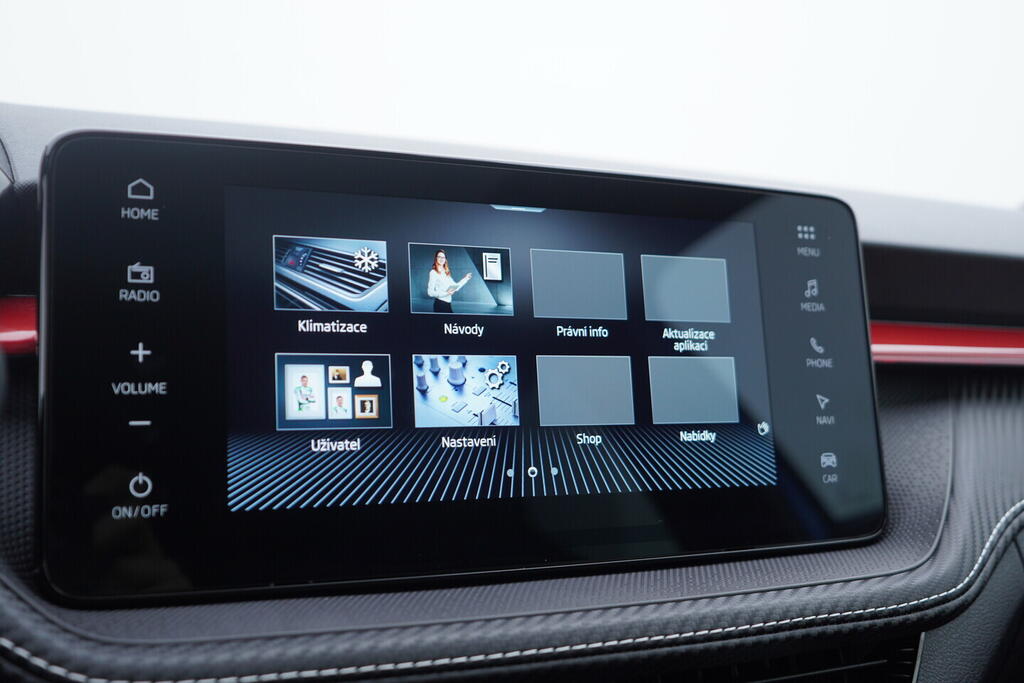 OV190V10642_27.webp_FABIA Monte Carlo 1.0 TSI 85 kW manuál, DPH