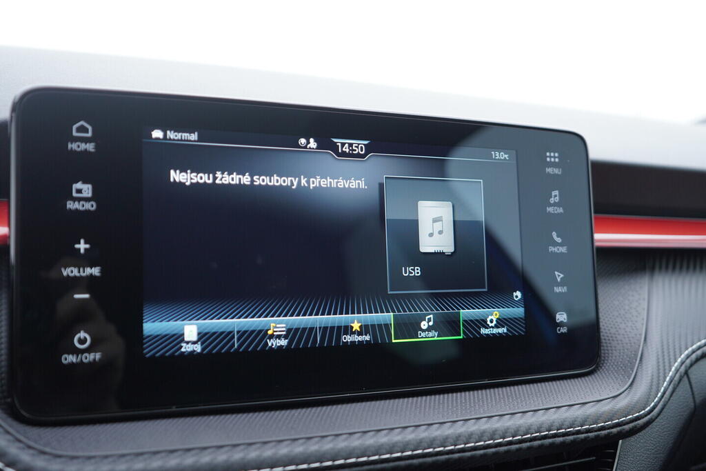 OV190V10642_29.webp_FABIA Monte Carlo 1.0 TSI 85 kW manuál, DPH