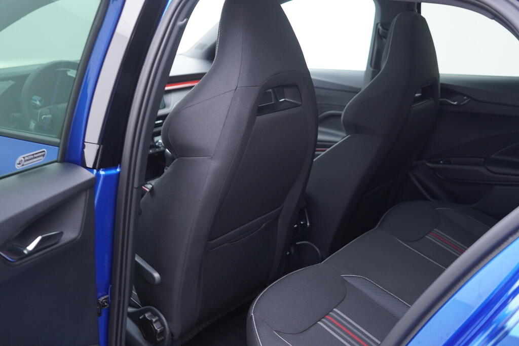 OV190V10642_34.webp_FABIA Monte Carlo 1.0 TSI 85 kW manuál, DPH