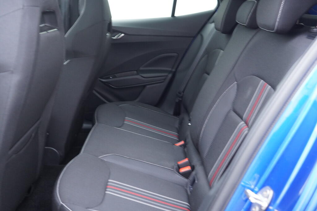 OV190V10642_36.webp_FABIA Monte Carlo 1.0 TSI 85 kW manuál, DPH