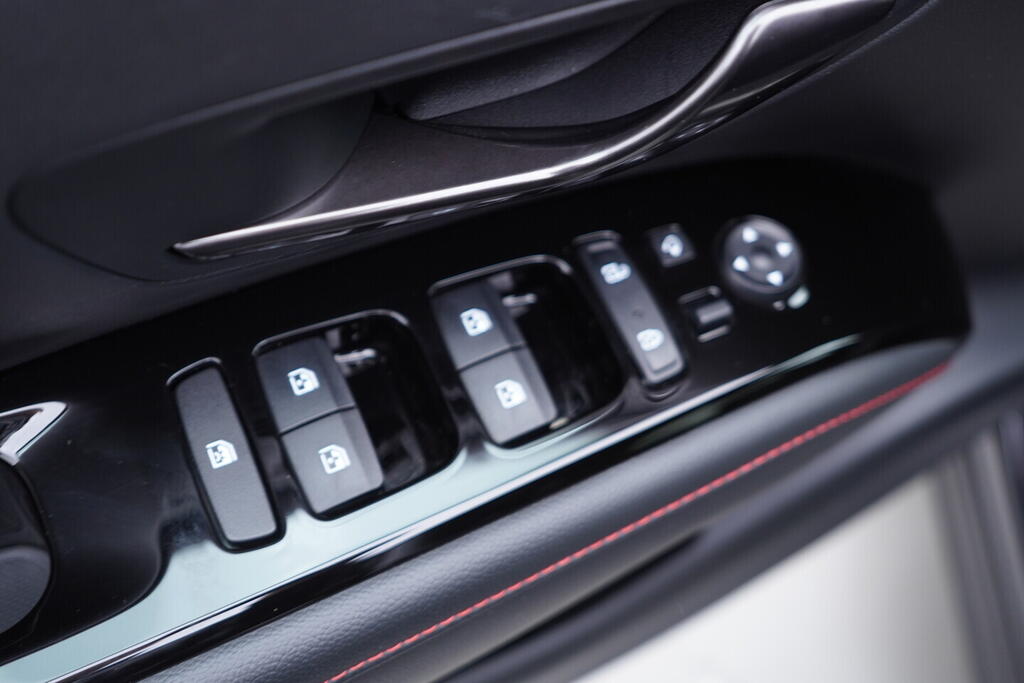 OV190V10644_20.webp_TUCSON N-Line 1.6  110 kW manuál