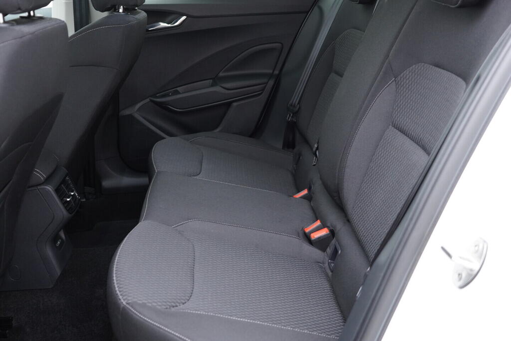 OV190V10649_35.webp_FABIA Top Selection 1.0 TSI 85 kW automat, DPH