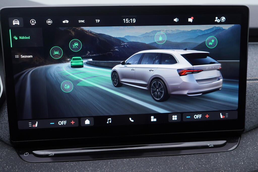 OV190V10658_31.webp_OCTAVIA Top Selection 2.0 TDI 110 kW automat, DPH