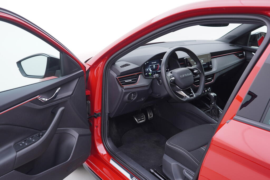 OV190V10662_18.webp_SCALA Monte Carlo 1.5 TSI 110 kW automat, DPH