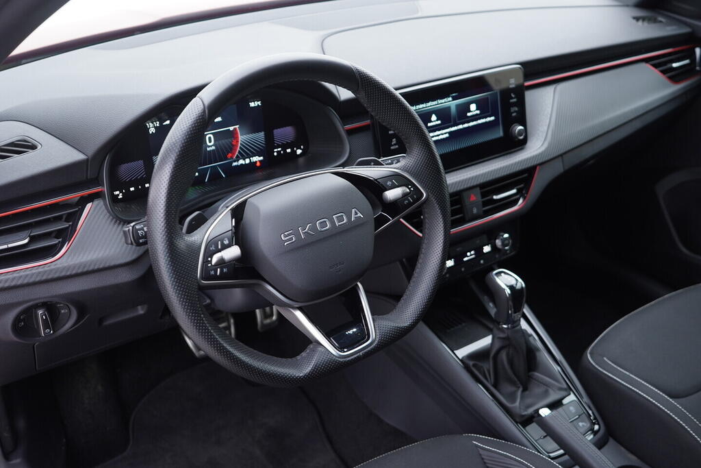 OV190V10662_21.webp_SCALA Monte Carlo 1.5 TSI 110 kW automat, DPH