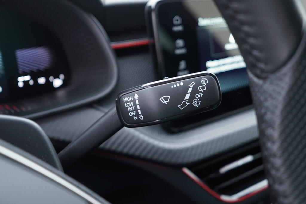 OV190V10662_24.webp_SCALA Monte Carlo 1.5 TSI 110 kW automat, DPH