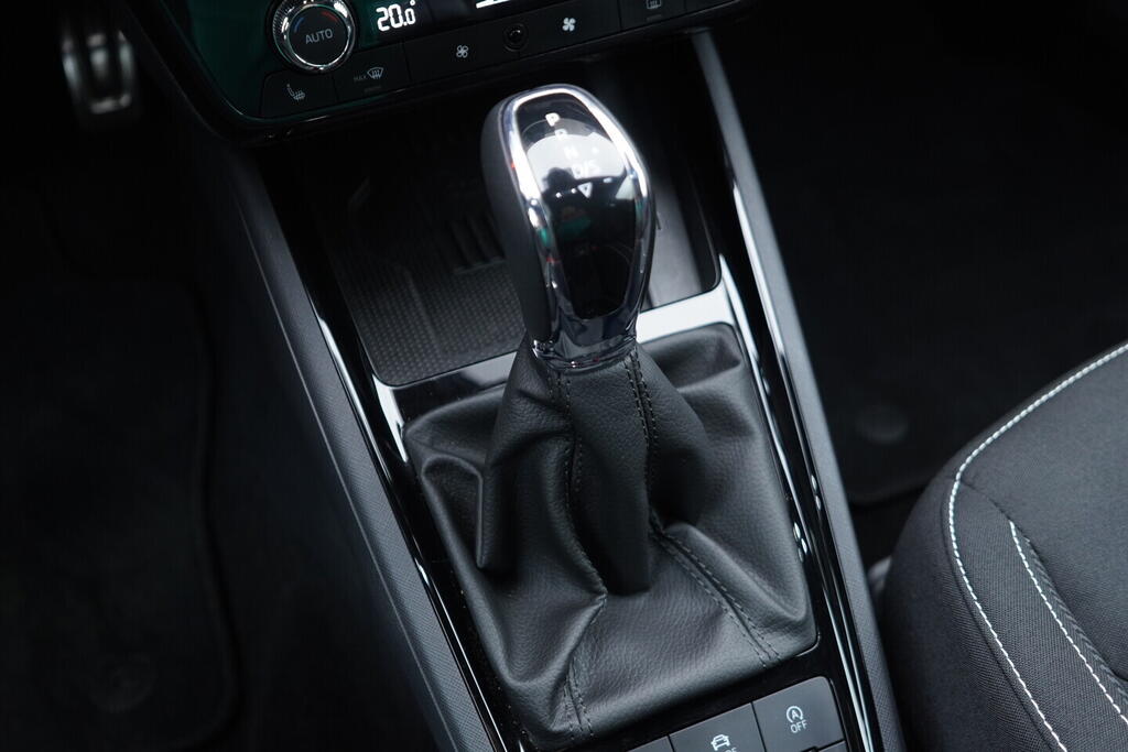 OV190V10662_35.webp_SCALA Monte Carlo 1.5 TSI 110 kW automat, DPH