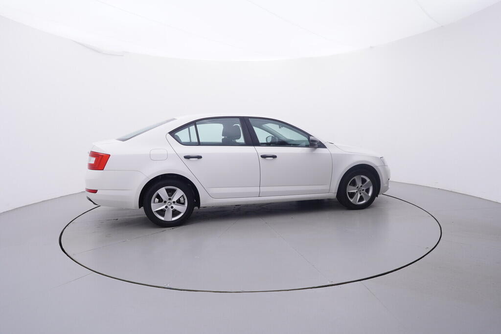 OV190V10664_11.webp_OCTAVIA Ambition 1.6 TDI 66 kW manuál