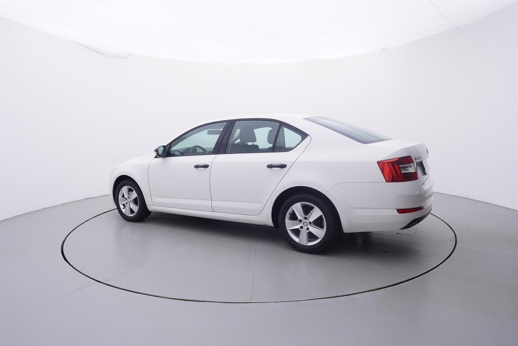 OV190V10664_16.webp_OCTAVIA Ambition 1.6 TDI 66 kW manuál