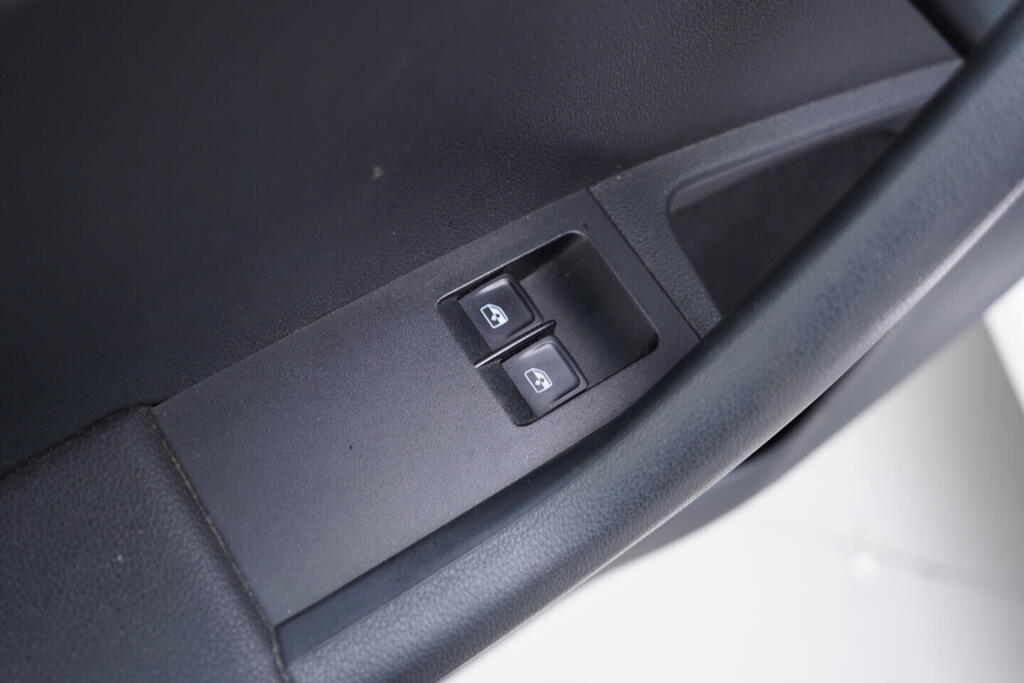 OV190V10664_20.webp_OCTAVIA Ambition 1.6 TDI 66 kW manuál