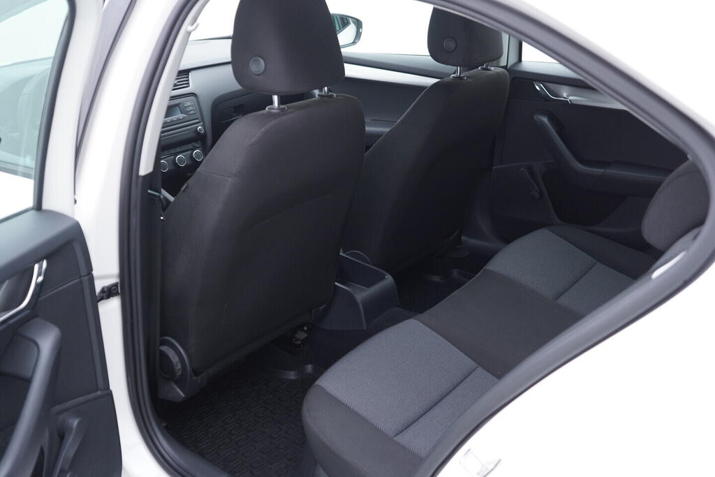 OV190V10664_30.webp_OCTAVIA Ambition 1.6 TDI 66 kW manuál