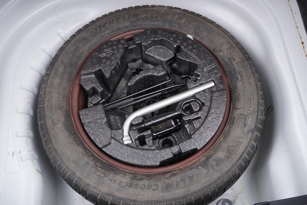 OV190V10664_35.webp_OCTAVIA Ambition 1.6 TDI 66 kW manuál