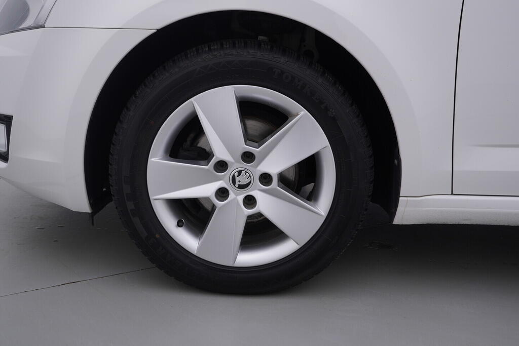 OV190V10664_36.webp_OCTAVIA Ambition 1.6 TDI 66 kW manuál