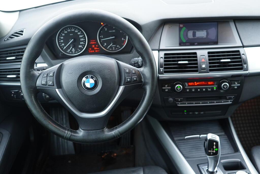 OV190V10665_29.webp_X5  3.0 30d 173 kW automat