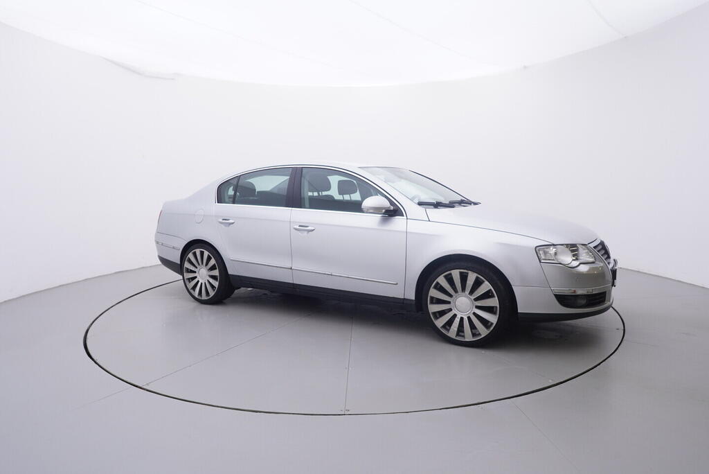 OV190V10667_16.webp_PASSAT  2.0 TDI 103 kW manuál