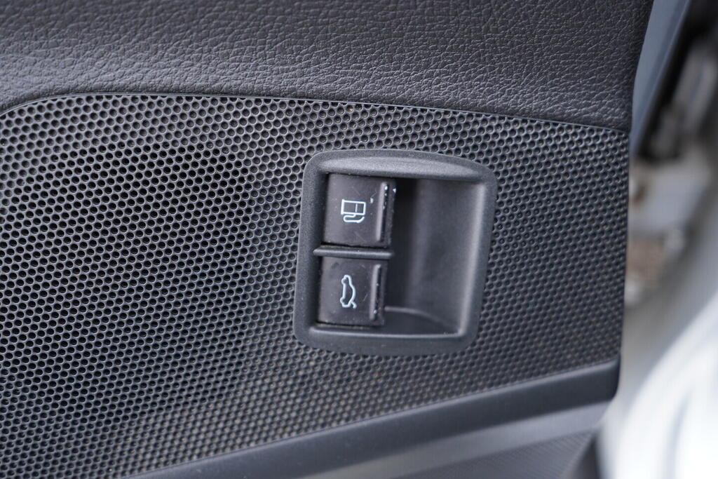 OV190V10667_22.webp_PASSAT  2.0 TDI 103 kW manuál