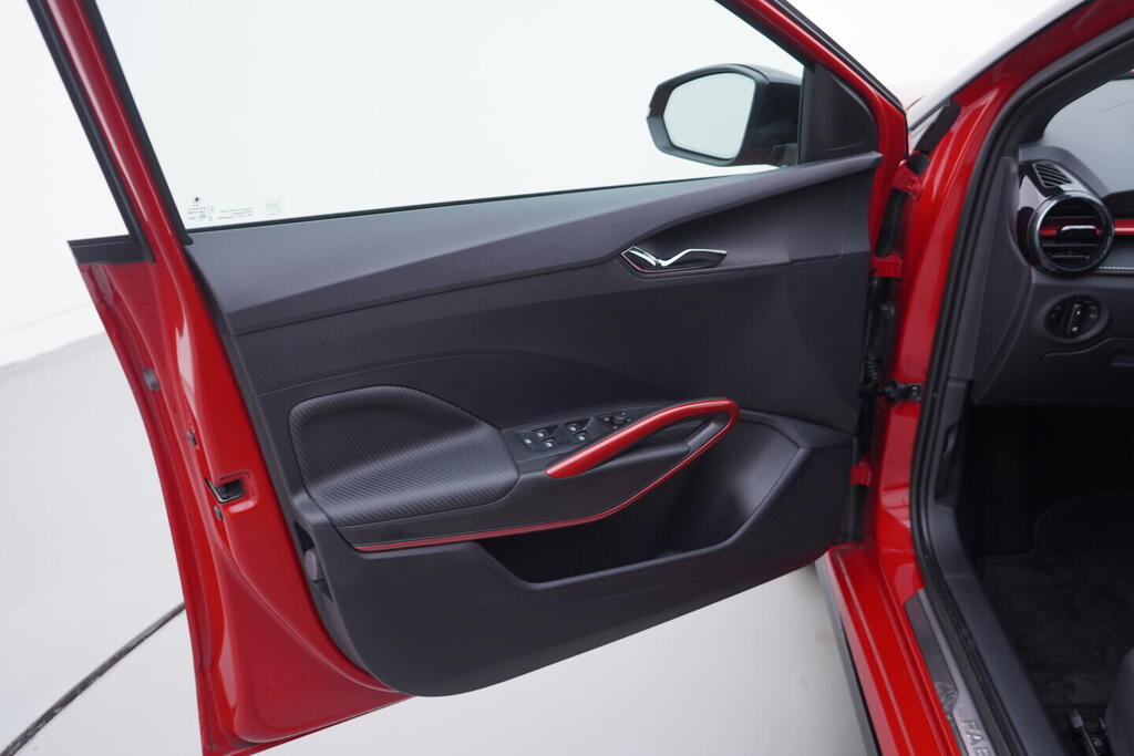 OV190V10669_19.webp_FABIA Monte Carlo 1.0 TSI 85 kW automat, DPH