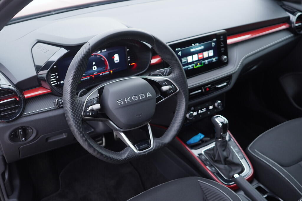 OV190V10669_21.webp_FABIA Monte Carlo 1.0 TSI 85 kW automat, DPH