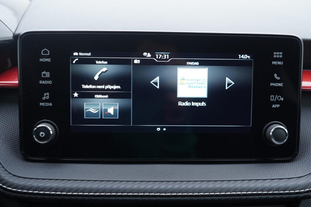 OV190V10669_30.webp_FABIA Monte Carlo 1.0 TSI 85 kW automat, DPH