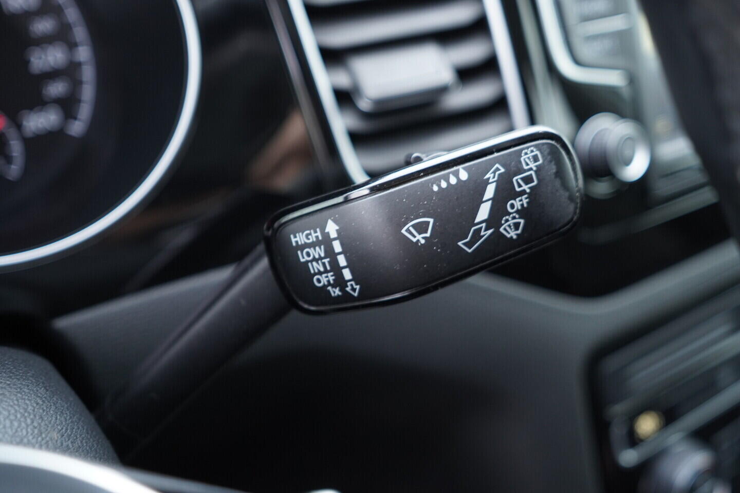 OV190V10670_24.webp_GOLF SPORTSVAN Highline 1.4 TSI 92 kW manuál