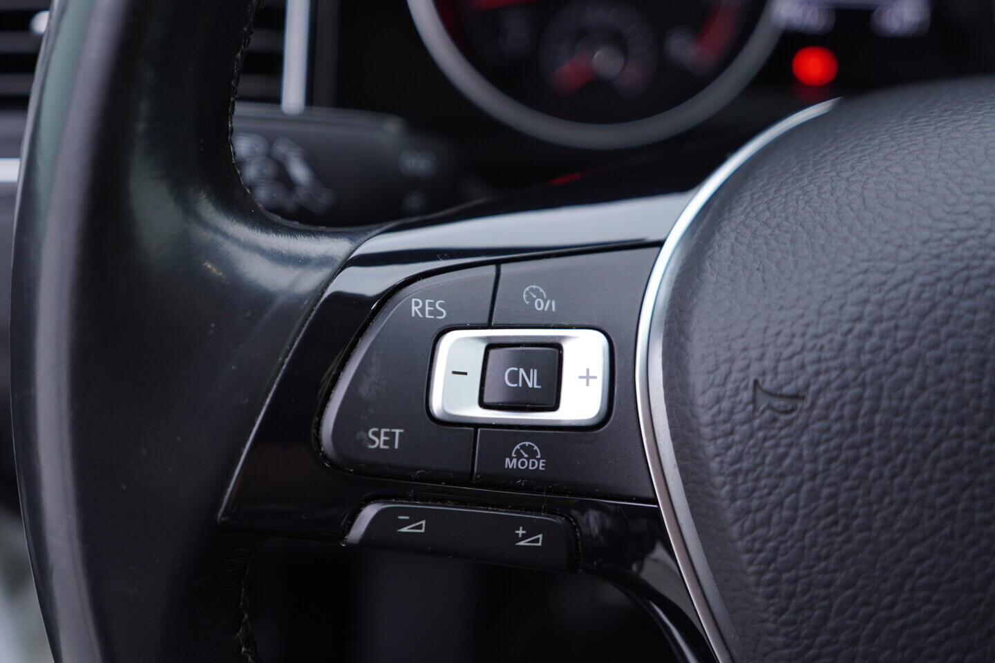 OV190V10670_25.webp_GOLF SPORTSVAN Highline 1.4 TSI 92 kW manuál