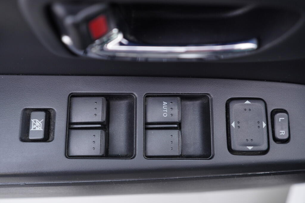 OV190V10671_20.webp_5 Exclusive 1.8  _ kW manuál