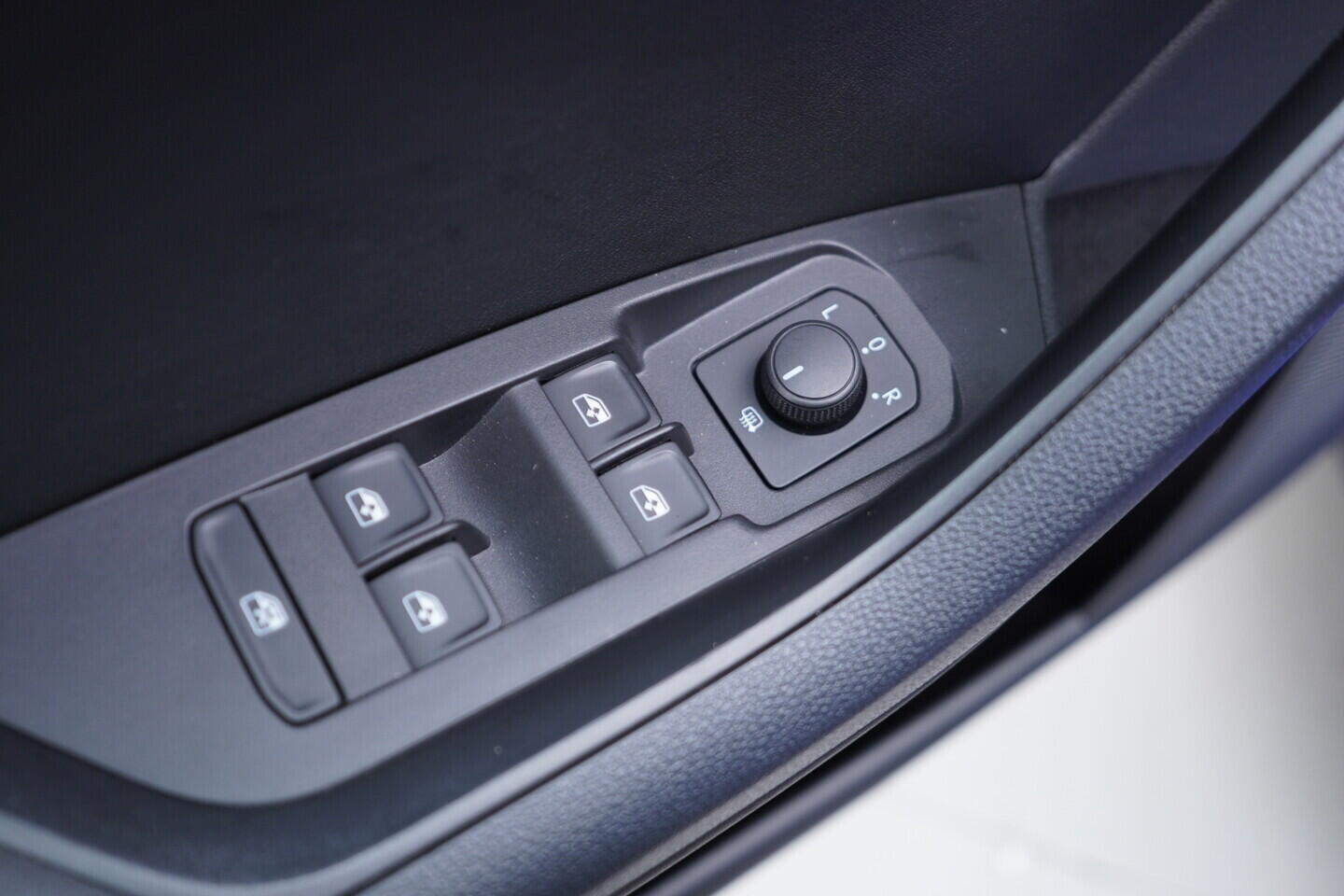 OV190V10673_20.webp_KODIAQ Active 2.0 TDI 110 kW automat, DPH