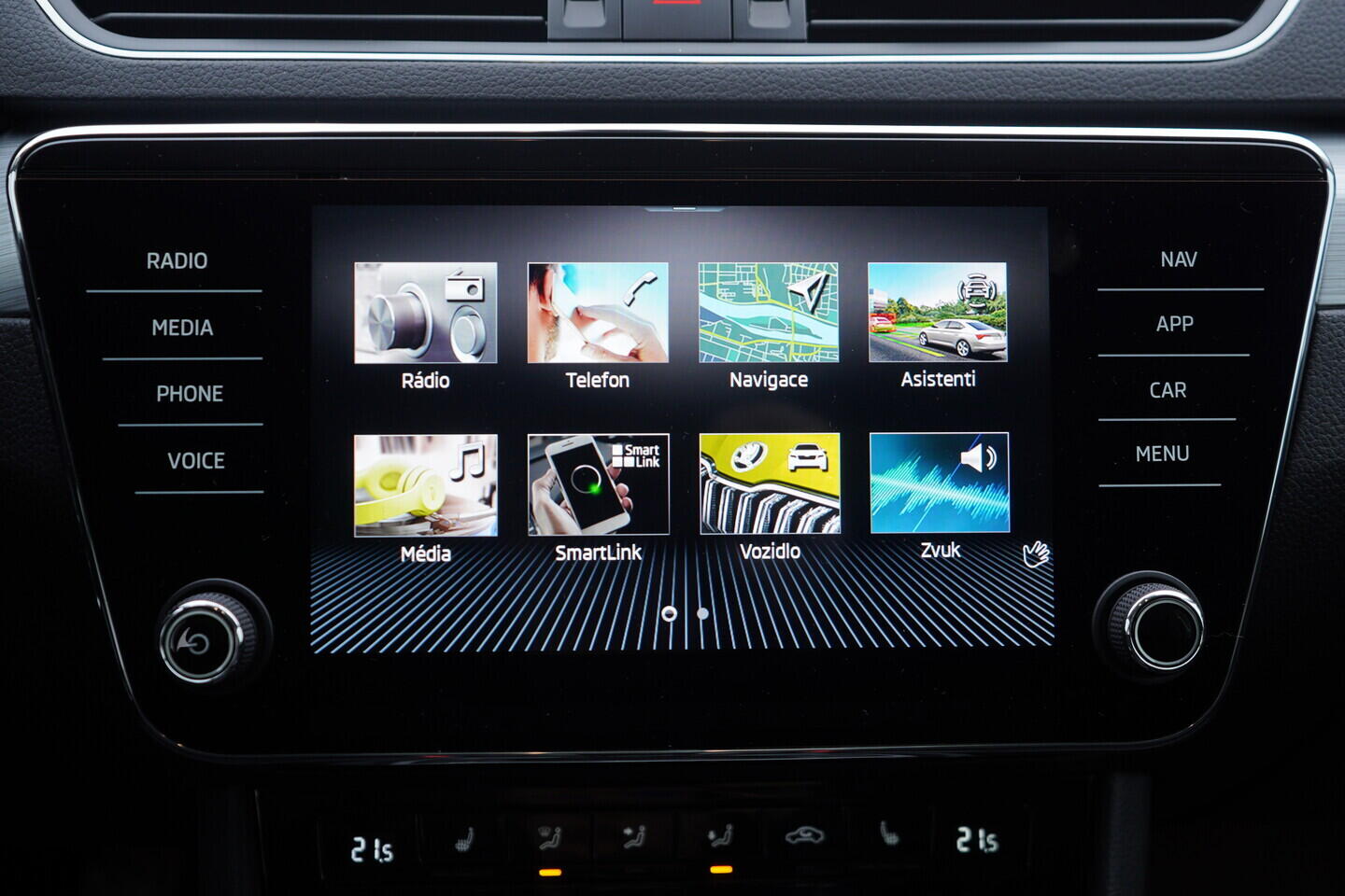 OV190V10675_29.webp_SUPERB Ambition 2.0 TDI 110 kW manuál, DPH