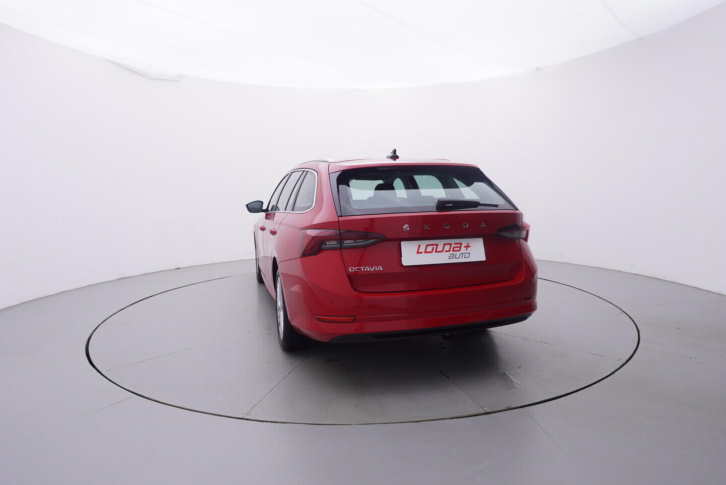 OV190V10676_13.webp_OCTAVIA Style 1.5 TSI 110 kW manuál, DPH