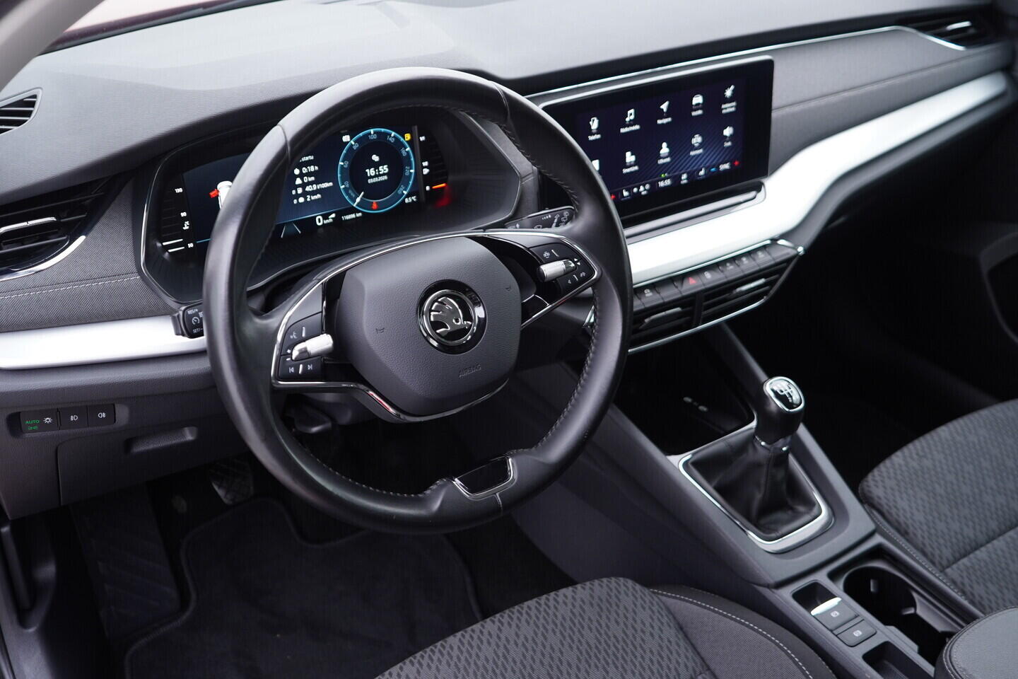 OV190V10676_21.webp_OCTAVIA Style 1.5 TSI 110 kW manuál, DPH