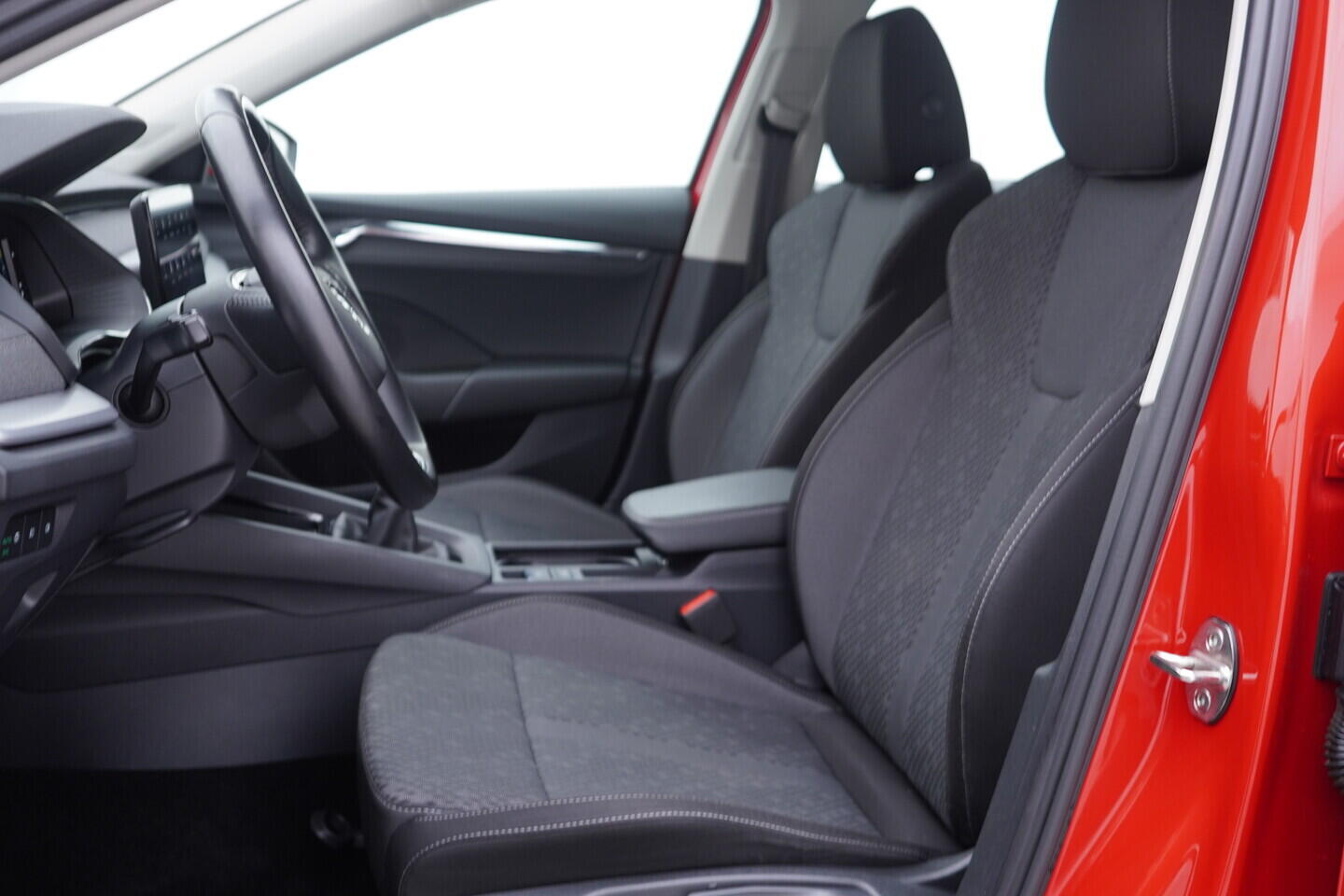 OV190V10676_22.webp_OCTAVIA Style 1.5 TSI 110 kW manuál, DPH