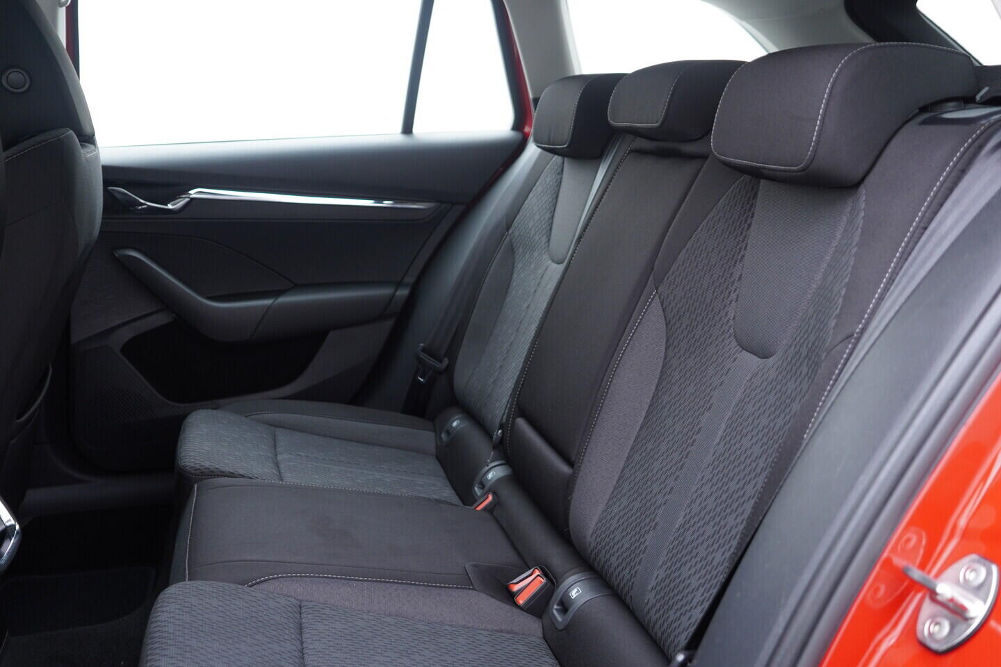 OV190V10676_37.webp_OCTAVIA Style 1.5 TSI 110 kW manuál, DPH