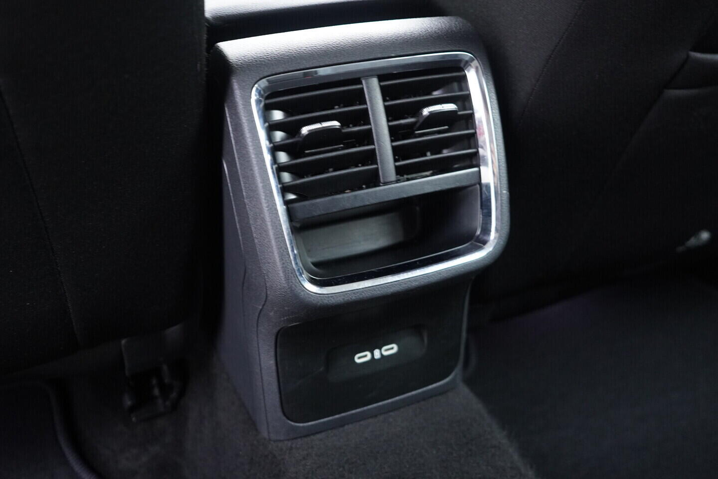 OV190V10676_38.webp_OCTAVIA Style 1.5 TSI 110 kW manuál, DPH